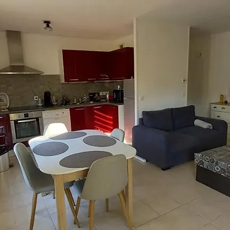Sur Argens Tres Joli Appartement